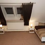 Gaestehaus End Pensjonat Bülstringen